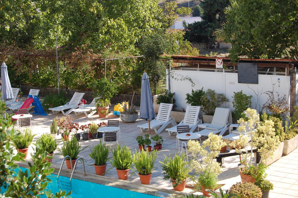 Polis Nicos & Olympia Apartments מראה חיצוני תמונה