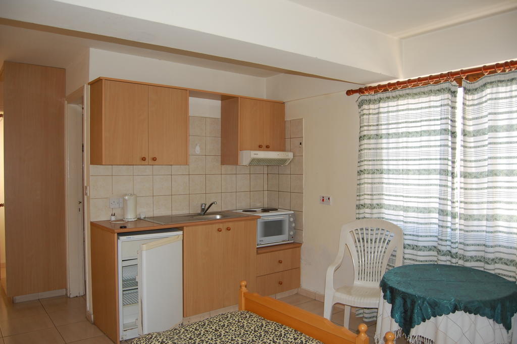 Polis Nicos & Olympia Apartments חדר תמונה