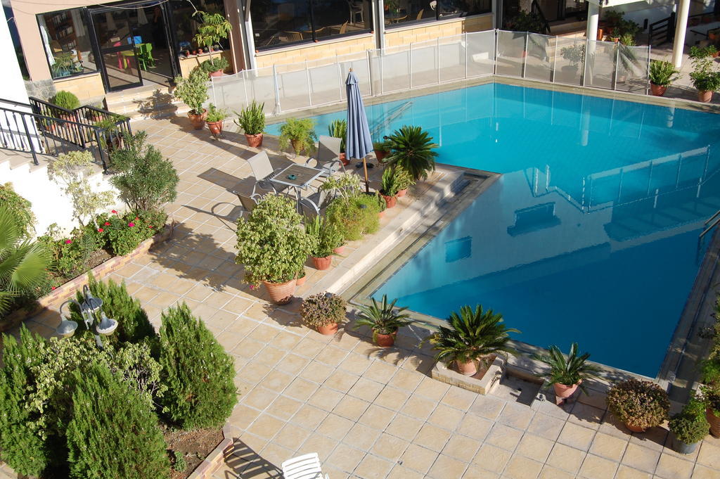 Polis Nicos & Olympia Apartments מראה חיצוני תמונה