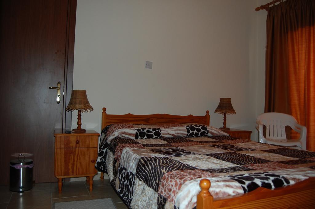 Polis Nicos & Olympia Apartments מראה חיצוני תמונה
