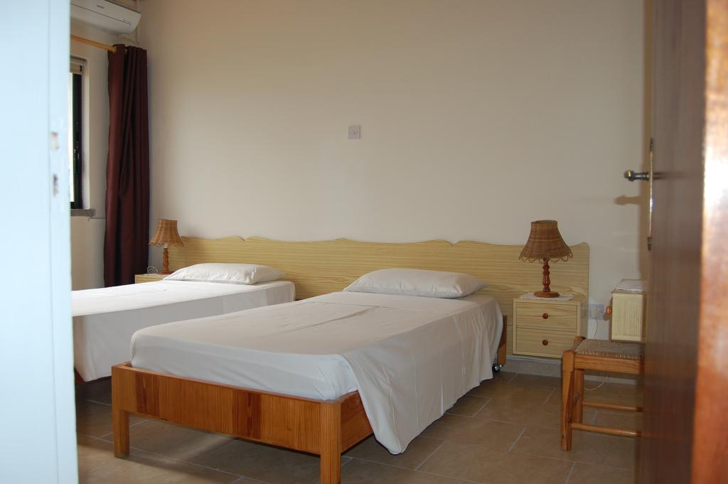 Polis Nicos & Olympia Apartments מראה חיצוני תמונה